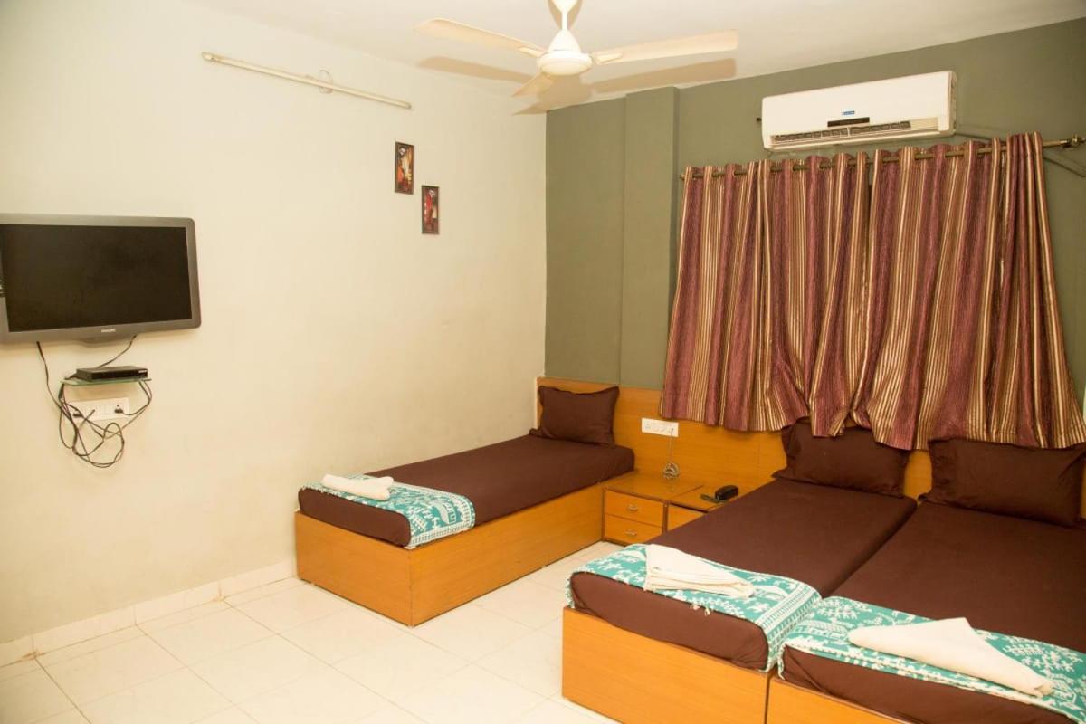Srujan Sarai Service Apartment Mumbai Exterior photo